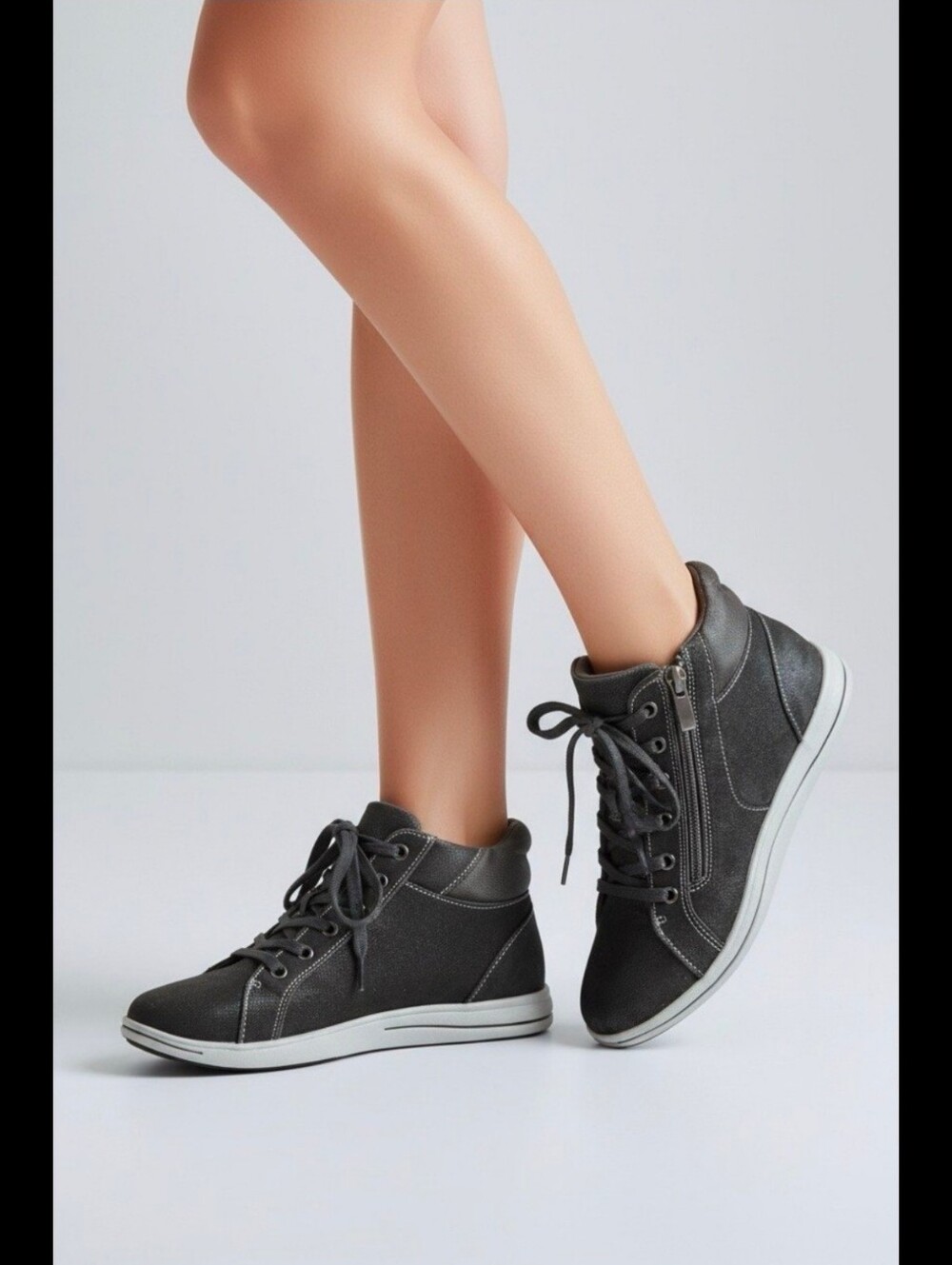 Clarks Women's Breeze Glide Lace-Up Zip Sneakers- Black Color Size 11M